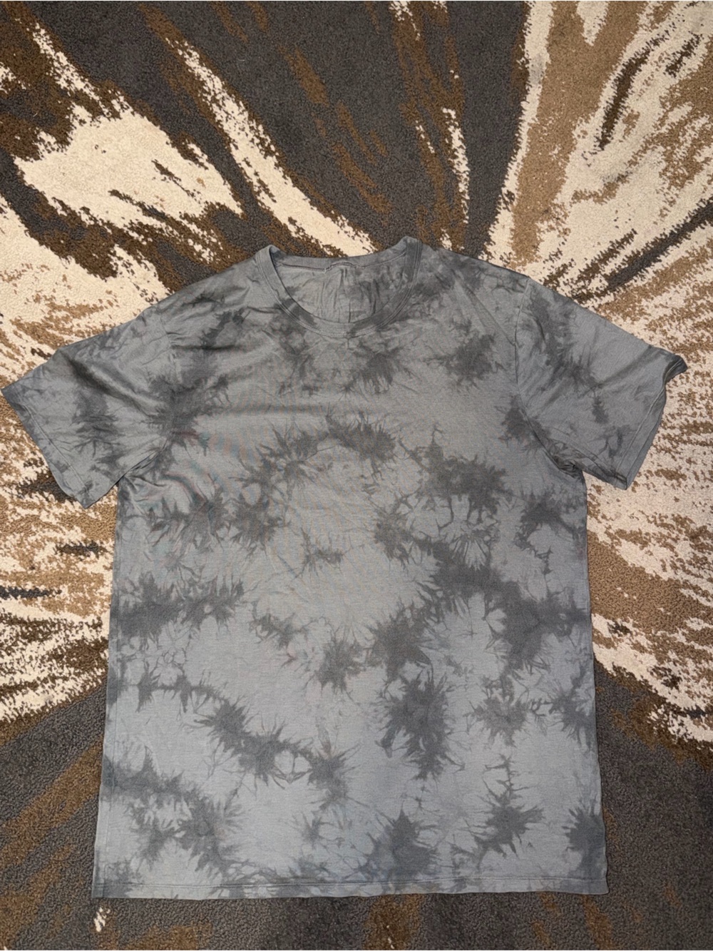 Lululemon Tee